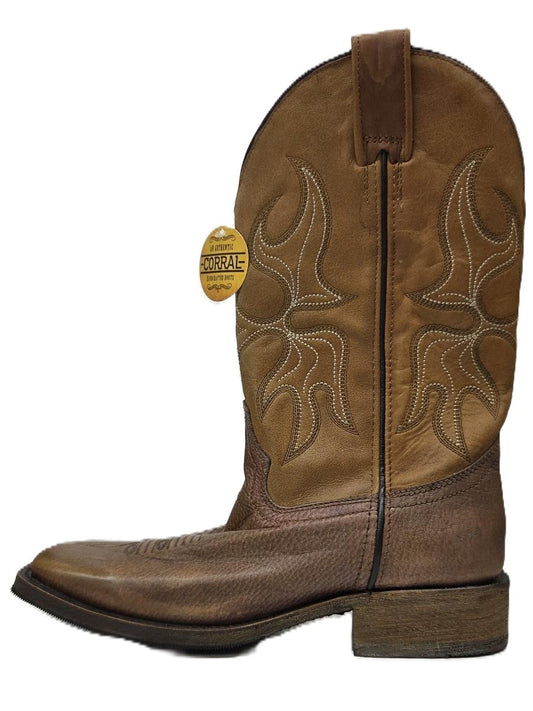 CORRAL - WOMEN'S PRO RODEO - A3917